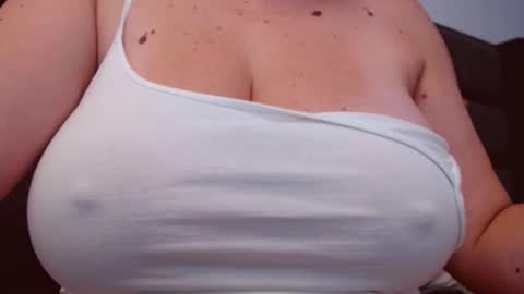 Snapshot of katynextdoor chatting on 09-13-25, 07:08 Katy online show from 09-13-25, 07:08