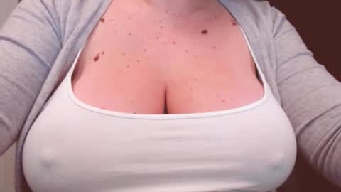 Snapshot of katynextdoor chatting on 12-05-25, 03:15 Katy online show from 12-05-25, 03:15