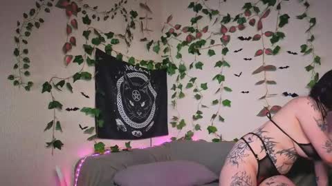 Mia online show from 01-07-26, 07:55