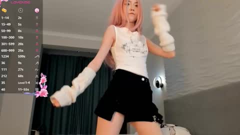 Snapshot of kawai_mai chatting on 11-17-25, 04:13 mai online show from 11-17-25, 04:13