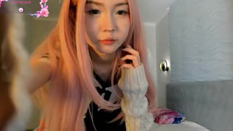 Snapshot of kawai_mai chatting on 11-26-25, 03:02 mai online show from 11-26-25, 03:02