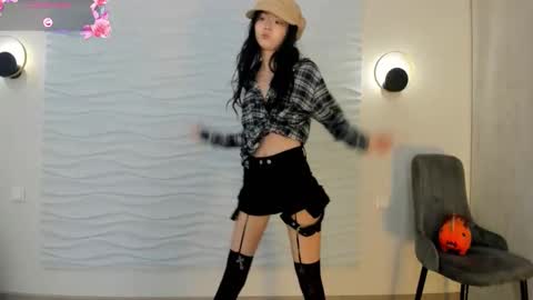 Snapshot of kawai_mai chatting on 12-01-25, 03:17 mai online show from 12-01-25, 03:17