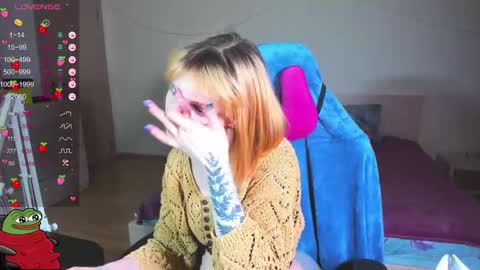 Kira-chan  online show from 01-19-25, 11:12