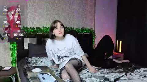 kawaiihornyartists online show from 12-15-25, 06:50