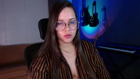 Kay online show from 01-21-25, 05:27