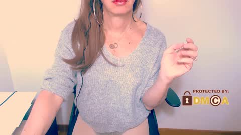 Kay online show from 01-08-25, 01:20