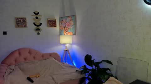 Kaya online show from 09-11-25, 04:12