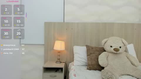   online show from 12-02-25, 03:23