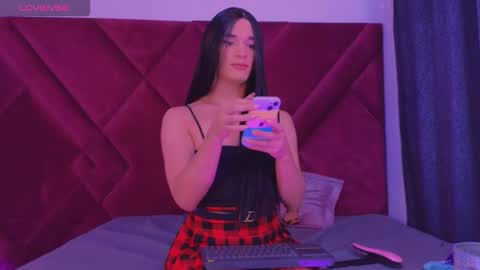 Snapshot of kayalstone chatting on 10-22-25, 05:41 Cattleya stone online show from 10-22-25, 05:41