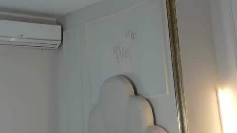 kaylachannell online show from 12-04-25, 02:54