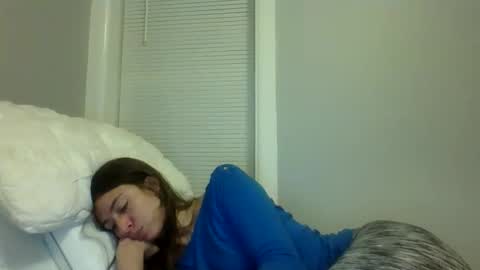 kaylaelizabeth97 online show from 12-14-25, 11:53