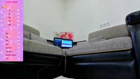 kaylee_ee online show from 12-18-24, 06:53