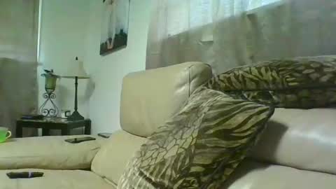 kaylee kakes online show from 09-21-25, 06:20