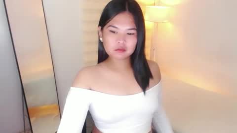 Snapshot of kayleepinay chatting on 02-25-25, 07:09 Y O U R F U T U R E K A Y L E E online show from 02-25-25, 07:09