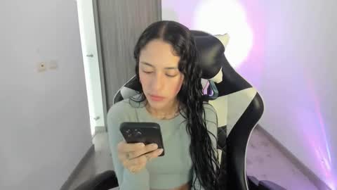 kaylie online show from 02-04-26, 04:57