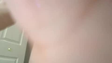 Snapshot of kayluvs88 chatting on 11-05-25, 01:33 kayluvs88 online show from 11-05-25, 01:33