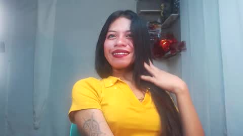 Snapshot of kaymmymalapusan chatting on 01-16-25, 12:53 kaymmymalapusan online show from 01-16-25, 12:53