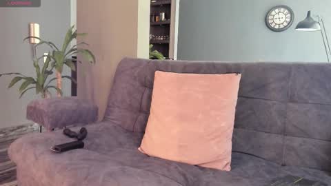 Kayn online show from 12-16-25, 08:03