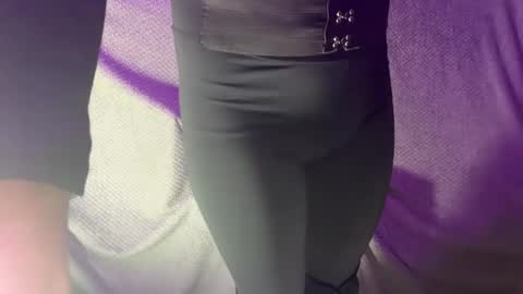 Snapshot of kayorkatie chatting on 02-11-25, 01:51 katie online show from 02-11-25, 01:51