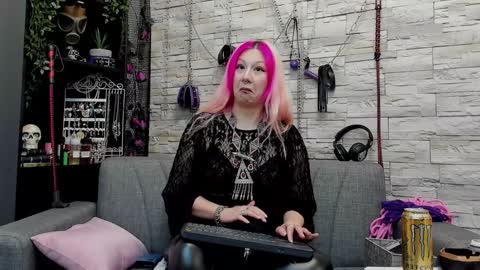 Snapshot of kaziaswart chatting on 12-13-24, 05:38 Miss Kazia online show from 12-13-24, 05:38