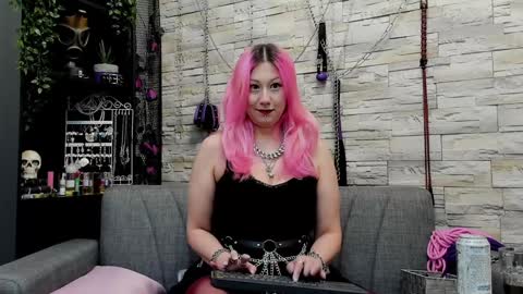 Snapshot of kaziaswart chatting on 02-05-25, 10:55 Miss Kazia online show from 02-05-25, 10:55