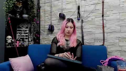 Snapshot of kaziaswart chatting on 02-26-25, 04:47 Miss Kazia online show from 02-26-25, 04:47