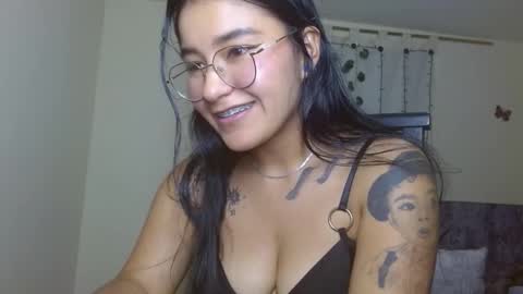 Snapshot of kazumi6 chatting on 01-05-25, 04:04 KAZUMI online show from 01-05-25, 04:04