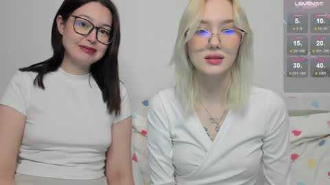 Snapshot of kebesheska chatting on 12-16-24, 02:57 Seb Polly Roxy Jonny online show from 12-16-24, 02:57