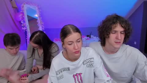 Snapshot of kebesheska chatting on 02-01-25, 05:26 Seb Polly Roxy Jonny online show from 02-01-25, 05:26