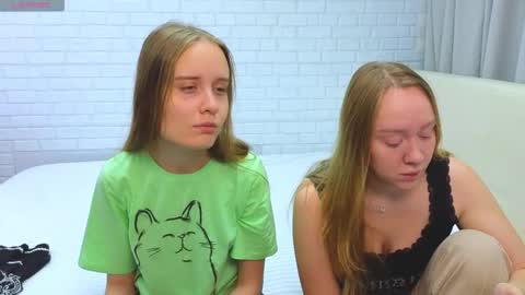 Snapshot of kebesheska chatting on 10-14-25, 08:37 Seb Polly Roxy Jonny online show from 10-14-25, 08:37