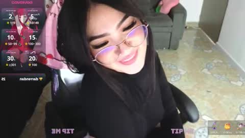 keeiity_moon online show from 12-18-25, 02:45
