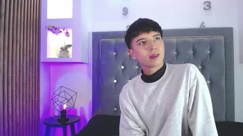 Snapshot of keen_nico chatting on 02-07-26, 12:42 nico online show from 02-07-26, 12:42