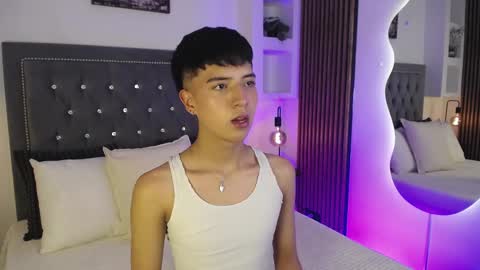 Snapshot of keen_nico chatting on 02-24-26, 12:14 nico online show from 02-24-26, 12:14