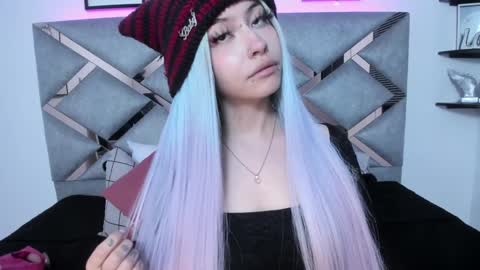 Keidy Monday to Saturday from 200 pm to 810pm  UTC-5 Colombia Time online show from 01-13-25, 07:10