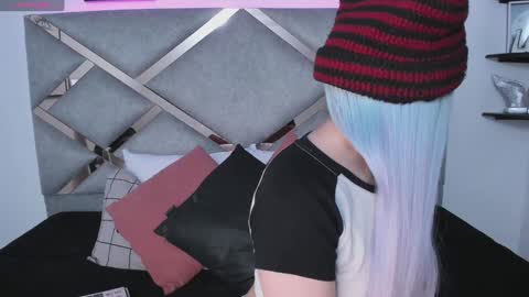 Keidy Monday to Saturday from 200 pm to 810pm  UTC-5 Colombia Time online show from 02-08-25, 07:05