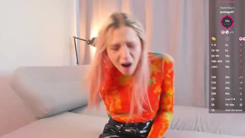 Kim online show from 02-21-26, 07:53