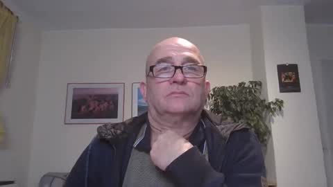 keilie1 online show from 01-02-25, 05:18