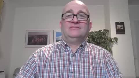 keilie1 online show from 02-14-25, 10:47