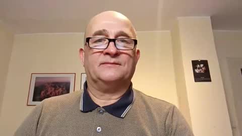 Snapshot of keilie1 chatting on 02-07-26, 06:44 keilie1 online show from 02-07-26, 06:44