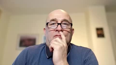 Snapshot of keilie1 chatting on 02-10-26, 04:00 keilie1 online show from 02-10-26, 04:00