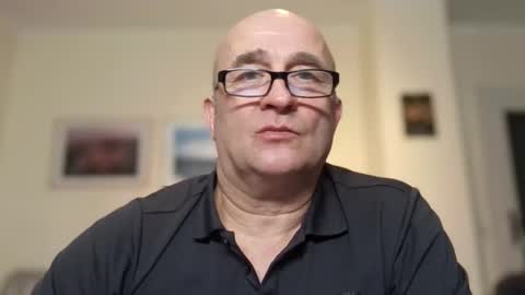 Snapshot of keilie1 chatting on 02-12-26, 07:53 keilie1 online show from 02-12-26, 07:53