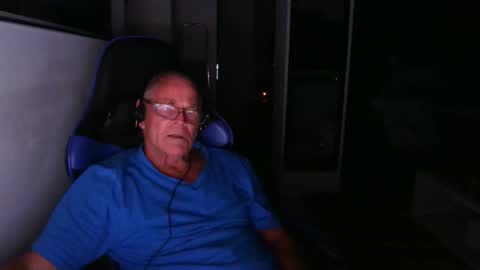 Snapshot of keinewill2002 chatting on 09-11-25, 09:48 keinewill2002 online show from 09-11-25, 09:48