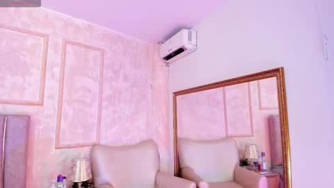 keirahartz online show from 02-03-26, 03:37