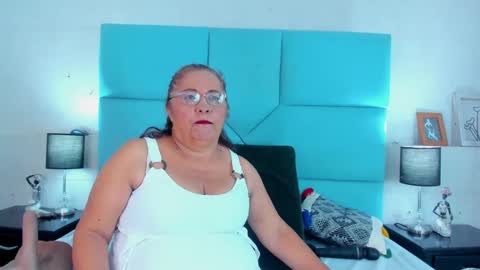   online show from 01-21-25, 01:32