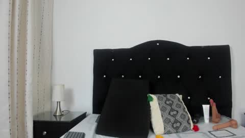   online show from 09-29-25, 12:10