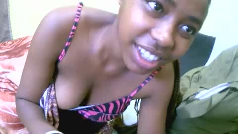 keisha759446 online show from 11-21-25, 08:13