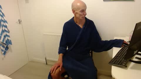 Keith online show from 11-13-25, 07:46