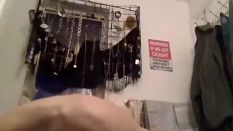 Snapshot of keithross1205 chatting on 03-07-25, 09:40 clyde online show from 03-07-25, 09:40