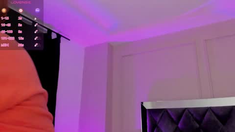 Sofia online show from 01-17-25, 10:33