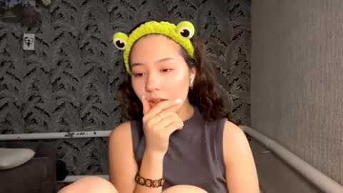 Snapshot of kelikurtulus chatting on 09-14-25, 07:07 Kely online show from 09-14-25, 07:07